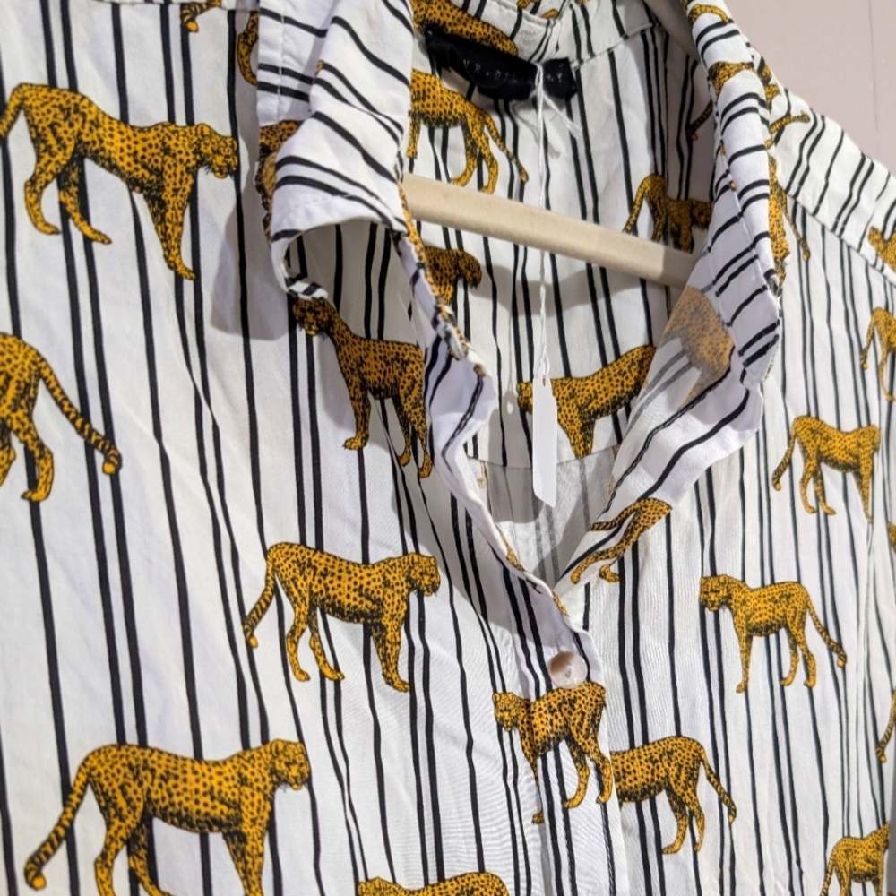Jane And Delancey Cheetah Blouse Size 1X - Picture 2 of 6